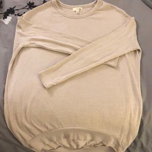 Wilfred free Balzac sweater